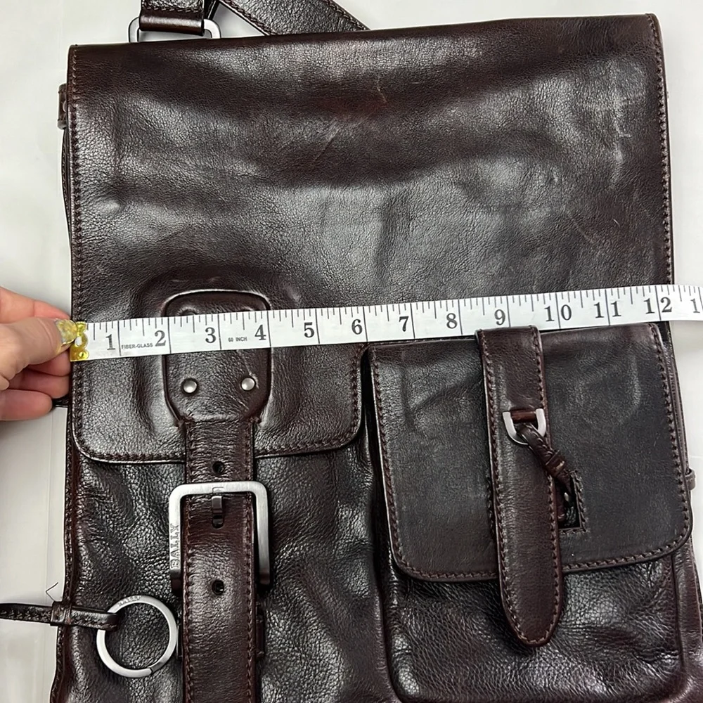 BALLY Leather Flat Messenger Bag Men Unisex Durable Large Dark Brown Auth.